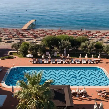 Station touristique Ali Bey Club & Park 5*