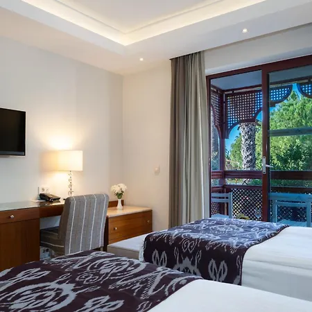 Ali Bey Club & Park Resort 5*