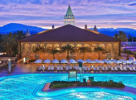 Ali Bey Club & Park Station touristique
