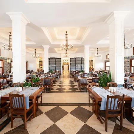 Ali Bey Club & Park 度假村 5*