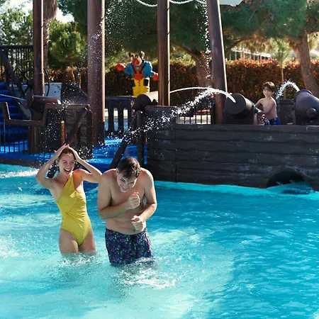 度假村 Ali Bey Club & Park