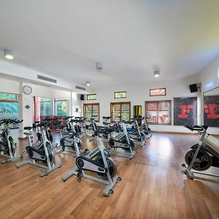 度假村 Ali Bey Club & Park 5*