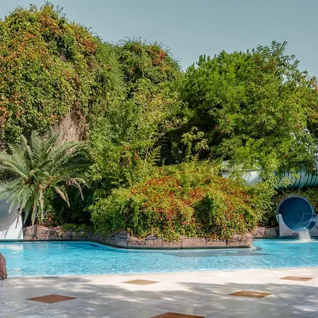 منتجع Ali Bey Club & Park 5*